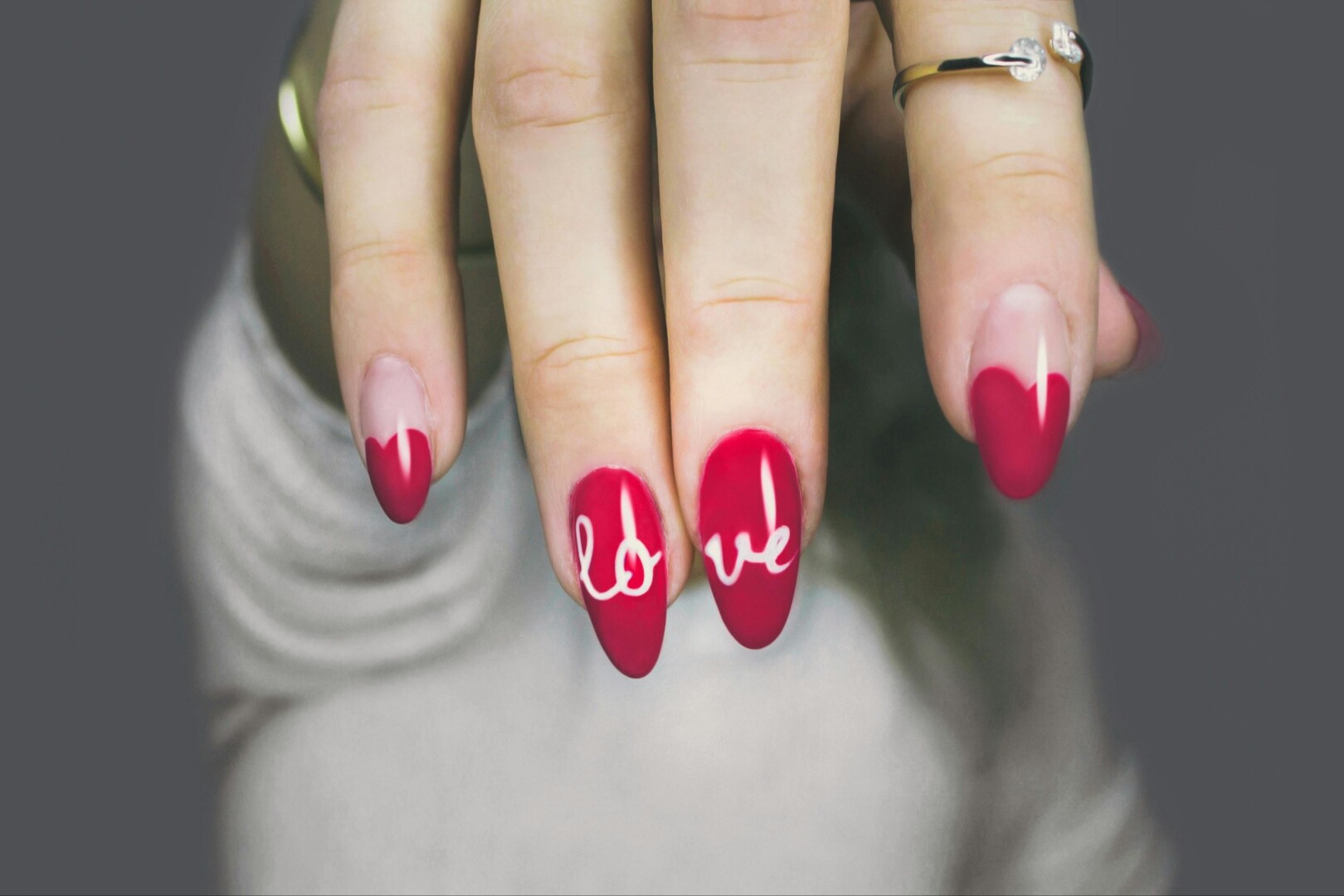 Manicura Innovadora: Explora las Últimas Técnicas y Estilos